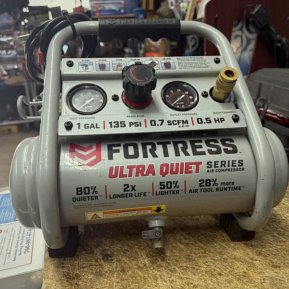 1 Gallon 0.5 HP 135 PSI Ultra Quiet Oil Free Professional Jobsite Air Compressor