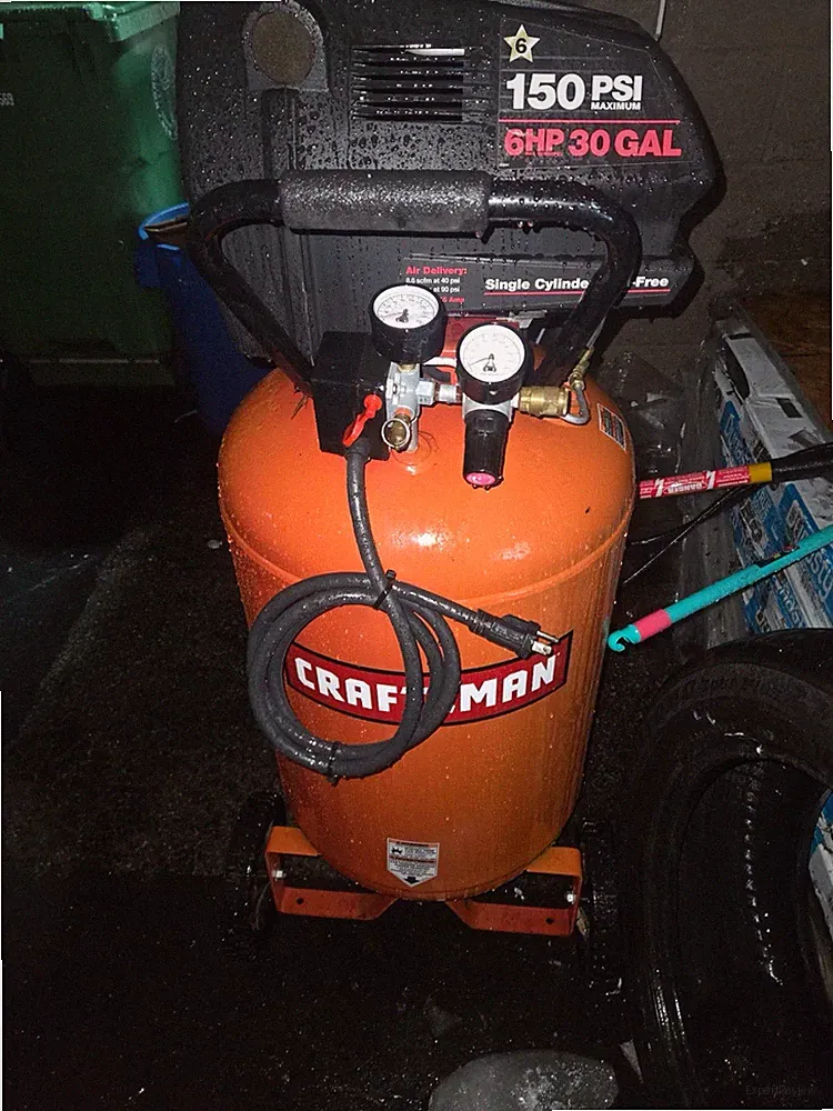 Craftsman Portable Air Compressor 6HP 30 Gallon 150 PSI Heavy Duty for Workshop